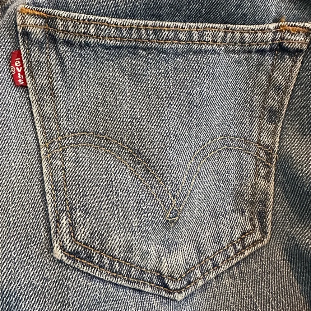 Levi's Men's 505 Straight Leg Jeans - Light Blue - Picture 4 of 5